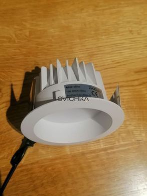 LED светильник NEW-130-10W Black IP44 со встренным источником света