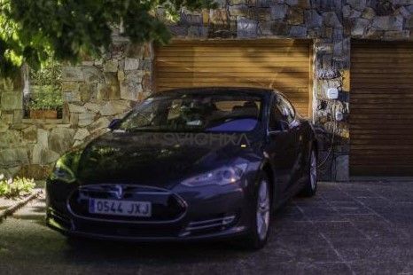 Настінна зарядна станція для електромобілів Pulsar Plus 230В 32А Type 1