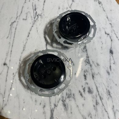 Розетка 220В Berker 474521 1930/Glas, 16A, чорний, пластик, із заземленням, Schuko